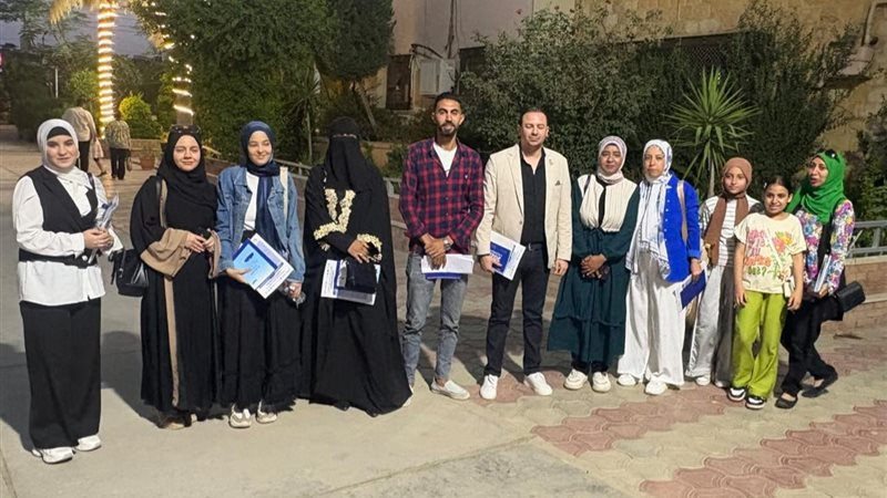 أفراد فريق التوعية للهجرة الغير شرعية 