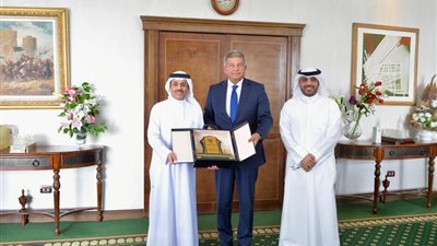 رئيس المجلس الأعلى للإعلام يستقبل وفد من وزارة الإعلام الكويتية