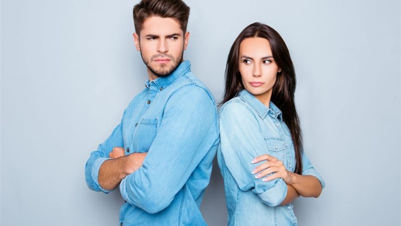 تعبيرية عن الرجل والمرأة