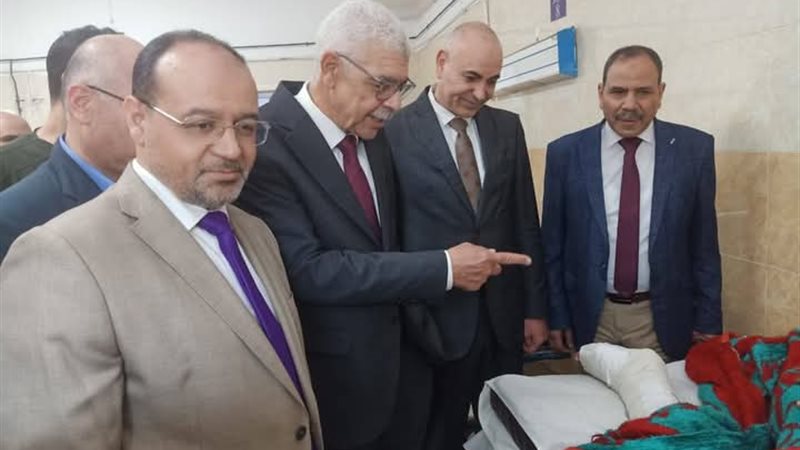 رئيس جامعة المنوفية يطمئن على مصابي سقوط مصعد المستشفيات