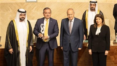 تكريم رئيس «أبو ظبي الإسلامي مصر» ضمن قادة الاستدامة المؤثرين بالمنطقة العربية