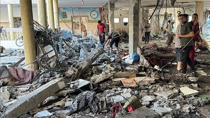 قصف مدرسة للنازحين في غزة - أرشيفية