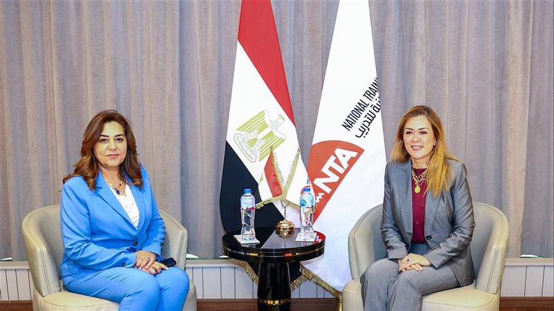 وزيرة التنمية المحلية 