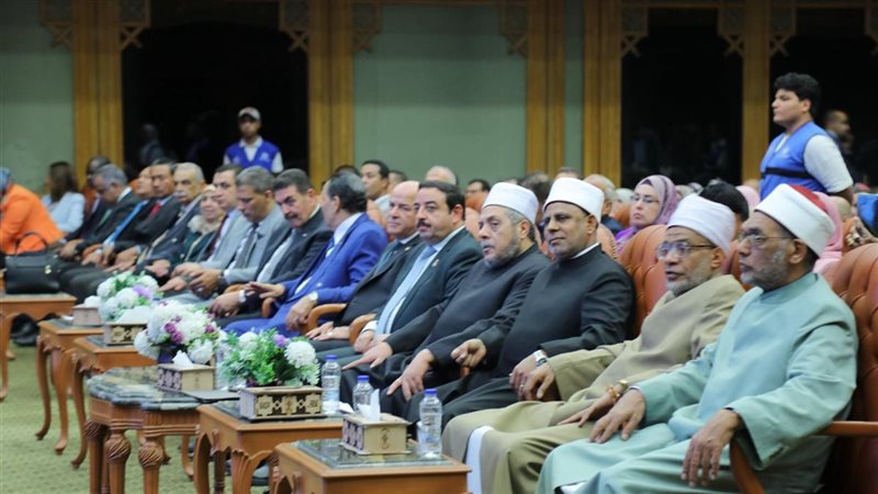 الحفل الختامي للدورة التدريبية لتنمية مهارات معلمي المعاهد ا
