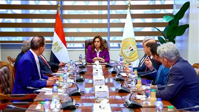 وزيرة التنمية المحلية تتابع ملفات الأحوزة العمرانية للمدن والقرى بالمحافظات