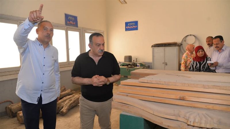 محافظ أسيوط