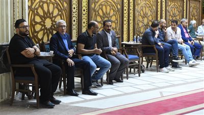السيناريست إياد صالح يتلقى واجب العزاء في والده بالحامدية الشاذلية (صور)