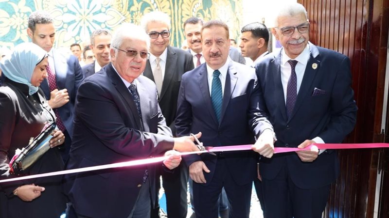 جانب من افتتاح مركز القياس بكلية الحقوق 