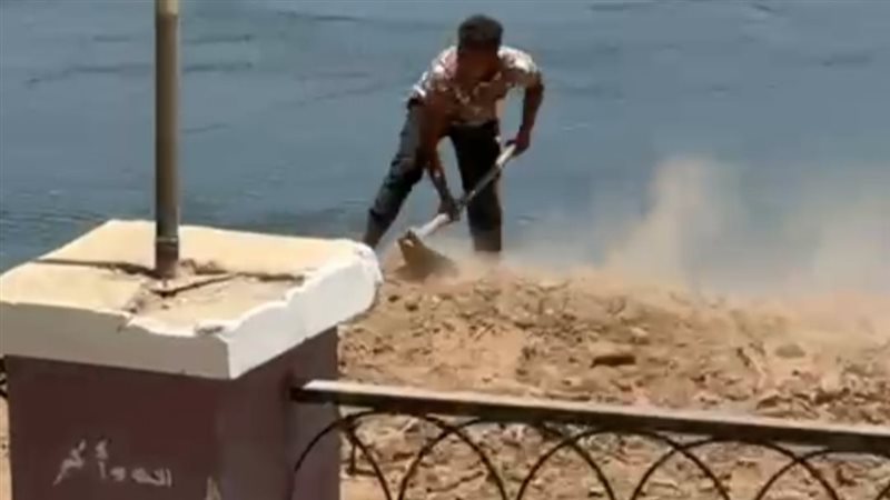 جانب من التعدى على النيل