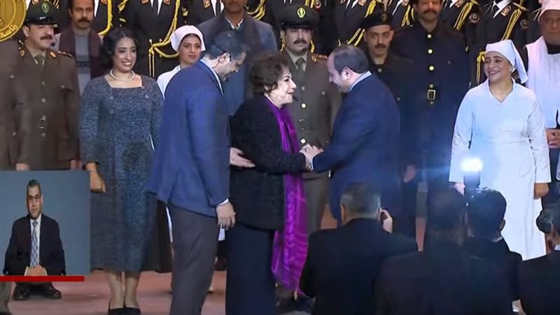 سميحة أيوب والرئيس عبد الفتاح السيسي