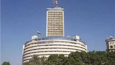 ليلي علوى وسلاف فواخرجي وخالد الصاوي ووالدته يتحدثون إلي نايل سينما