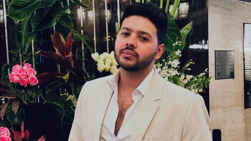 المطرب محمد شاهين