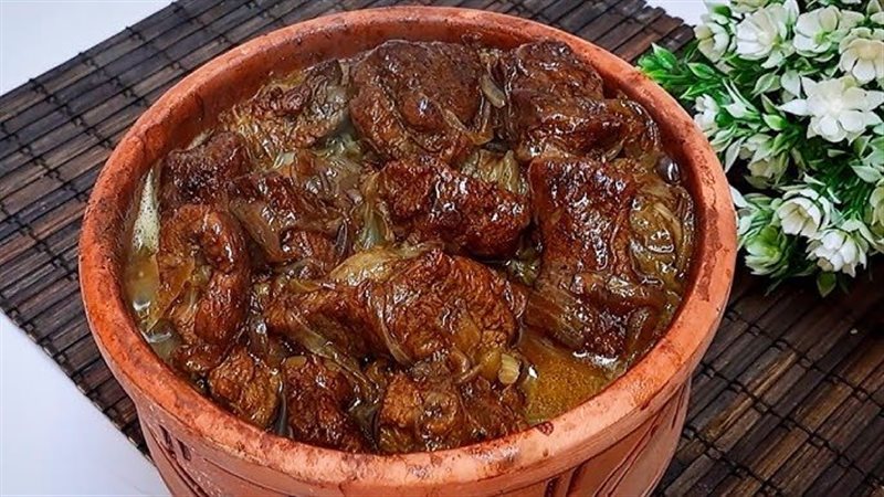 طاجن اللحم بالبصل