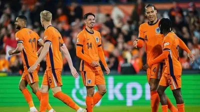هولندا تستهل مشوارها فى تصفيات كأس العالم 2026 بمواجهة مثيرة أمام فنلندا