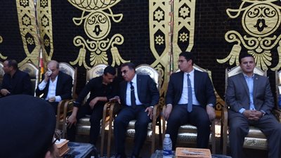 الأهالي والمسؤولون وأولهم محافظ الدقهلية في عزاء خالد شهيد الشهامة
