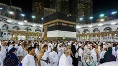 هل الذكر والدعاء في الطواف بالأدعية المأثورة وغير المأثورة جائز؟ الإفتاء تجيب