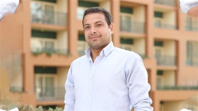 أحمد عجاج يكتب: رسالة اعتذار.. من كان منكم بلا خطيئة فليحاسبني