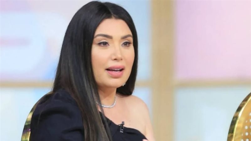  الفنانة عبير صبري