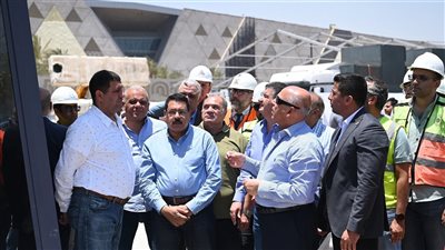 نائب رئيس الوزراء يكشف مسار المرحلتين الثانية والثالثة بالخط الرابع لمترو الأنفاق