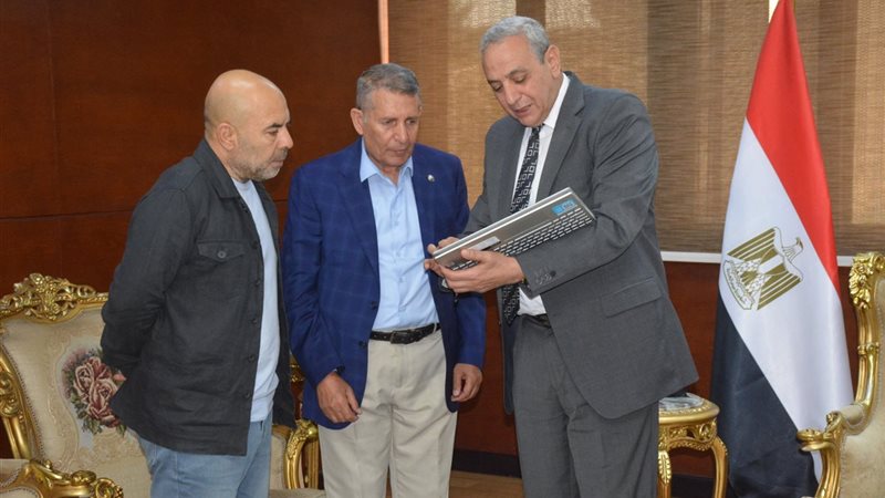 محافظ الغربية 