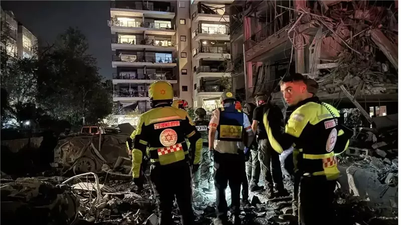 الحرب بين إسرائيل وإيران 