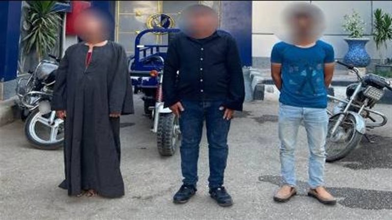 المتهمين بسرقة الدرجات النارية في بني سويف 