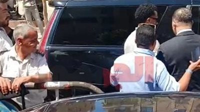 محمد رمضان يصل محكمة أكتوبر للتصالح في قضية نجله