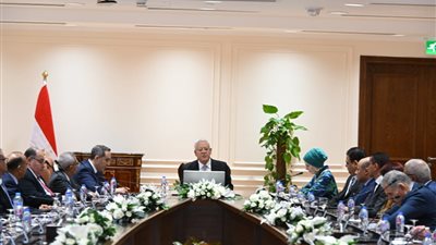 رئيس مجلس النواب يلتقي السفراء الجدد لرئاسة البعثات الدبلوماسية بالخارج