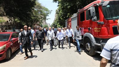 انهيار عقارين بحدائق القبة واستخراج 3 ناجين من تحت الأنقاض