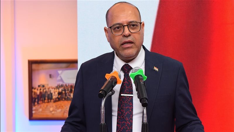 وزير العمل 