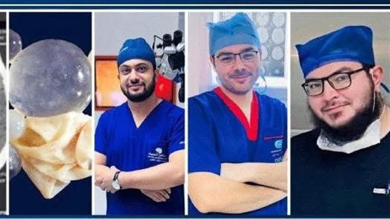 الفريق الطبي بمستشفى 15 مايو النموذجي