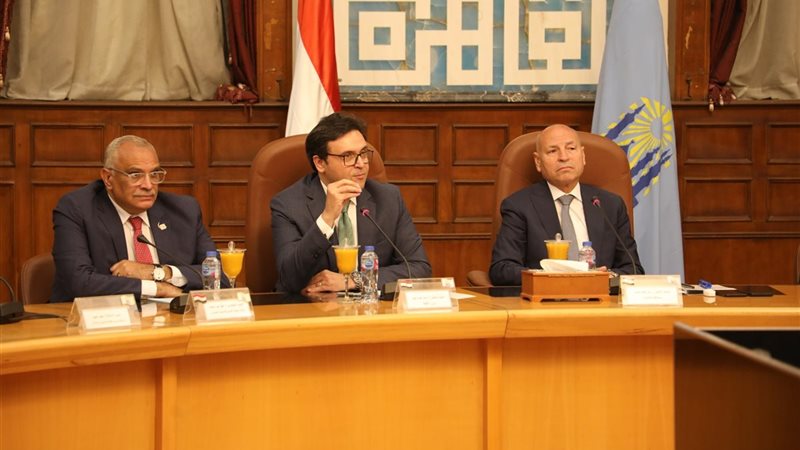 وزير الثقافة ومحافظ القاهرة