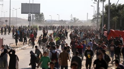 إعلام عبري: الجيش تعمد إطلاق النار على فلسطينيين قرب مراكز توزيع المساعدات في غزة