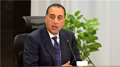 رئيس الوزراء يفتتح مصنع 