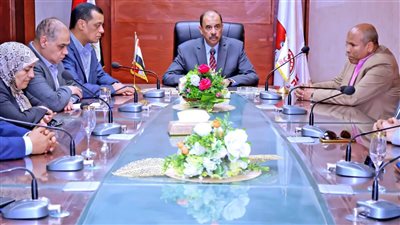 محافظ سوهاج يعقد اجتماعا بشأن امتحانات الثانوية العامة