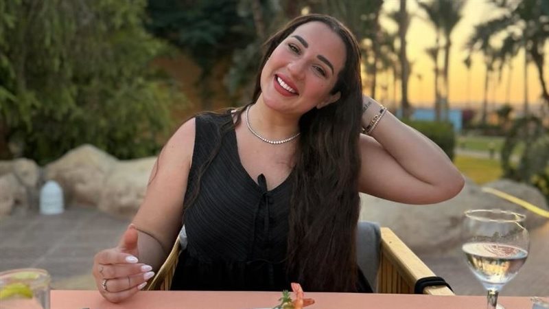أسما شريف منير