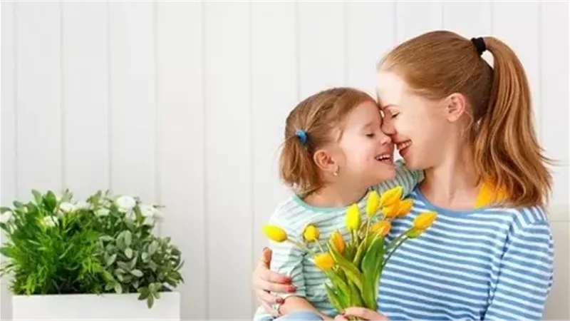 كيف تطلب من طفلك طلبًا بطريقة إيجابية؟