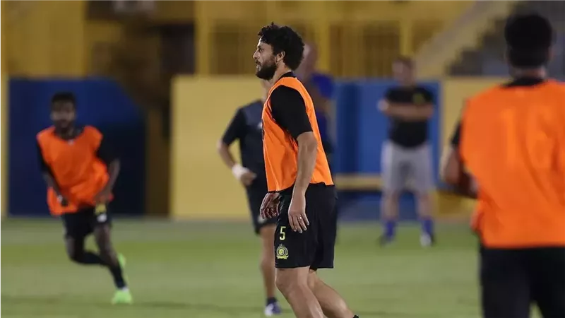 حسام غالي