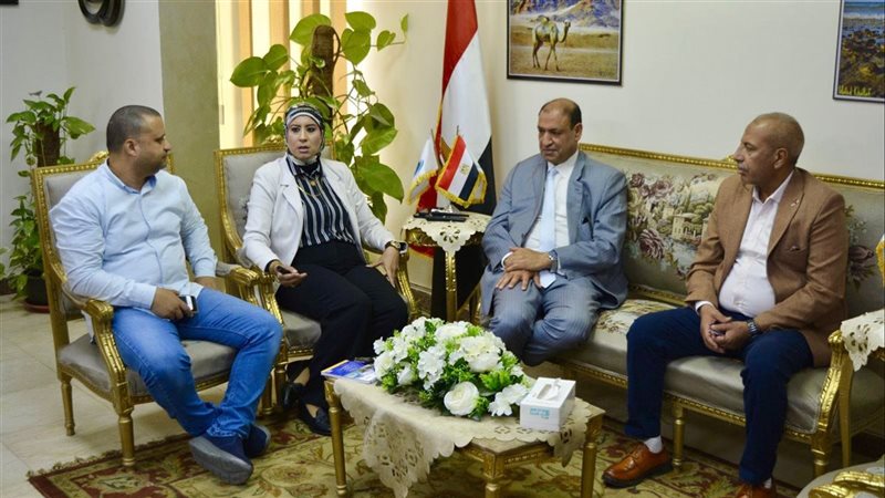 اجتماعات تطوير المنطقة الحرة للاستثمار بعتاقة