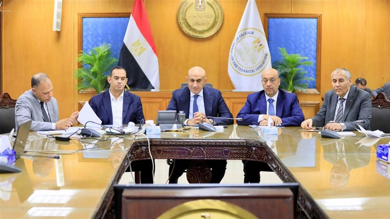 وزير التربية والتعليم 