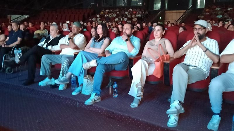 تامر عبد المنعم في مسرحية الملك وأنا