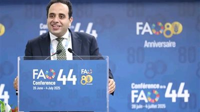 بعد فوزه بمنصب رئيس مجلس الفاو لأول مرة في تاريخ المنظمة.. من هو مينا رزق؟