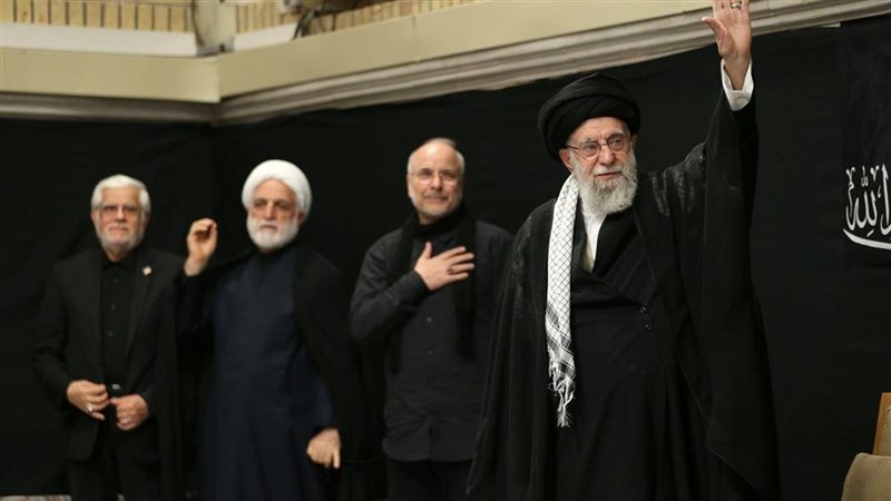 أول ظهور علني للمرشد الإيراني 
