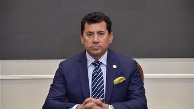 وزير الشباب والرياضة يهنئ الاتحاد المصري للسلاح لهذا السبب