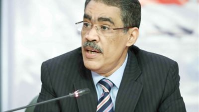 ضياء رشوان: إسرائيل تبذل جهودا كبيرة لتعطيل إدخال المساعدات لغزة