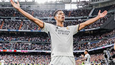 بيلينجهام يحصد جائزة الفتى الذهبي
