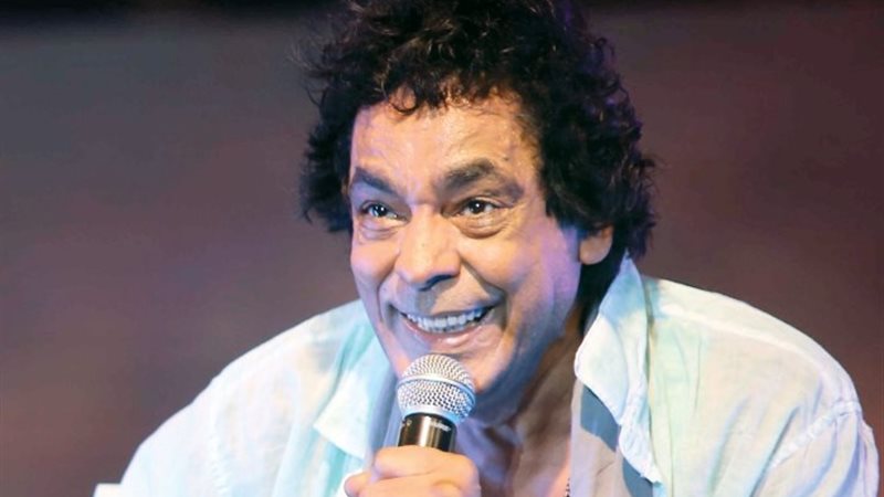 الفنان محمد منير