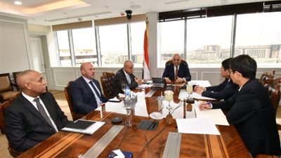 «الجزار» يوجه بزيادة معدلات تنفيذ مشروع منطقة الأعمال المركزية بالعاصمة الإدارية الجديدة