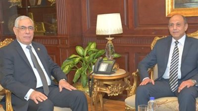 وزير الطيران المدني يهنئ النائب العام بمنصبه الجديد
