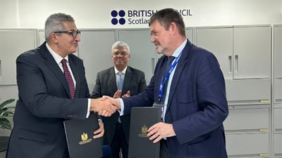 أيمن عاشور يؤكد أهمية تأهيل خريجي الجامعات المصرية لسوق العمل الدولية